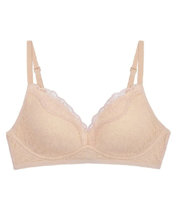 Triumph Fit Smart Plunge Padded Wire-free Bra - Light Brown