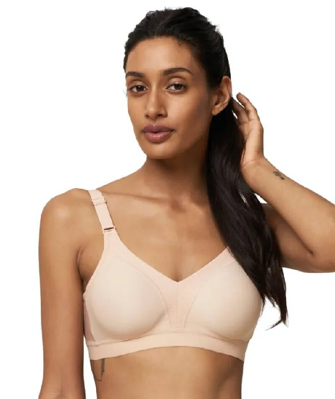 Triumph Triaction Wellness Wire-free Sports Bra - Neutral Beige