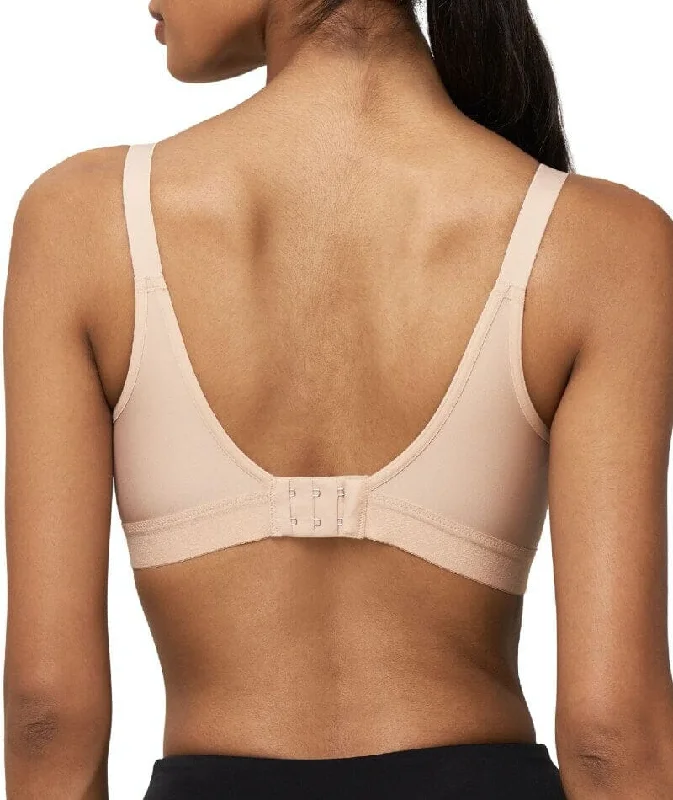 Triumph Triaction Wellness Wire-free Sports Bra - Neutral Beige