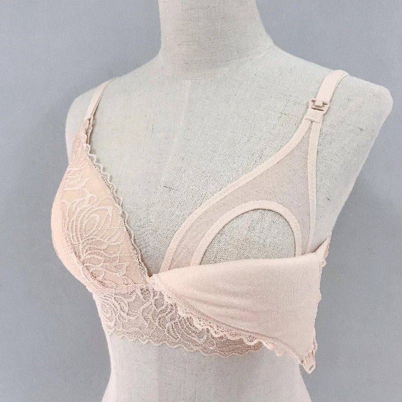 Dreamy Lace Nursing Bra in Nude