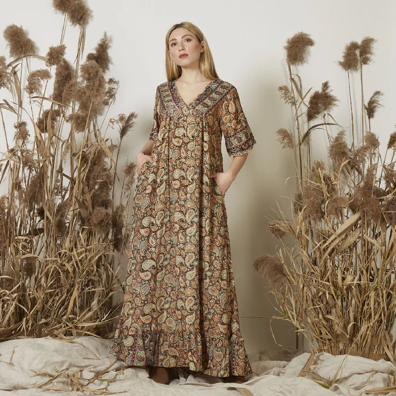 Wholesale long print large v-neck silk dress with ruffled hem