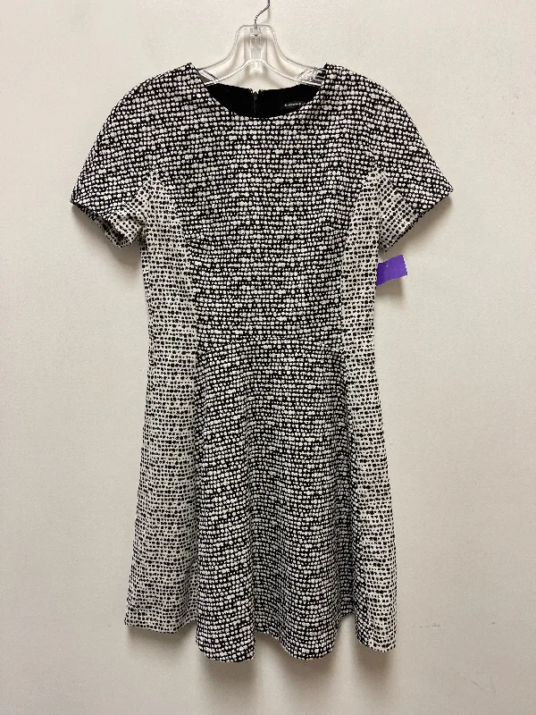 Dress Casual Short By Banana Republic In Black & Cream, Size: Xs