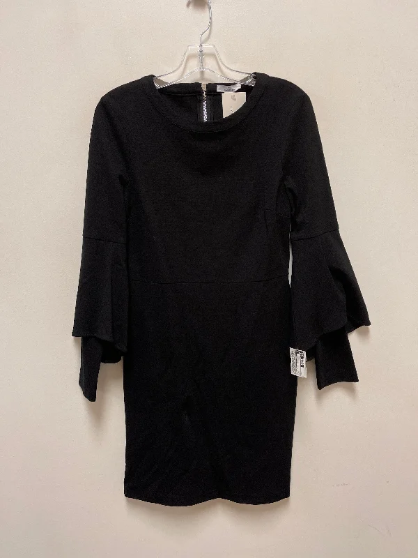 Dress Casual Short By Halston In Black, Size: S