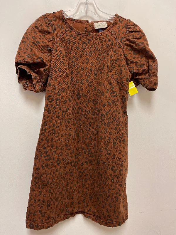 Dress Casual Short By Universal Thread In Animal Print, Size: S