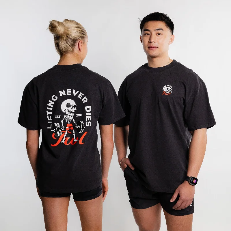 TWL - LIFESTYLE OVERSIZED T-SHIRT - LIFTING NEVER DIES - BLACK