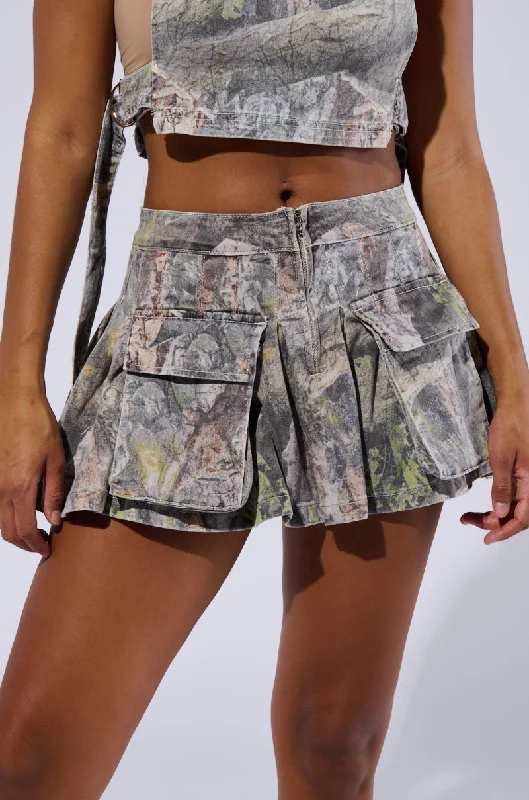 MARIAH TREE CAMO CARGO MINI SKIRT leather skirt bold