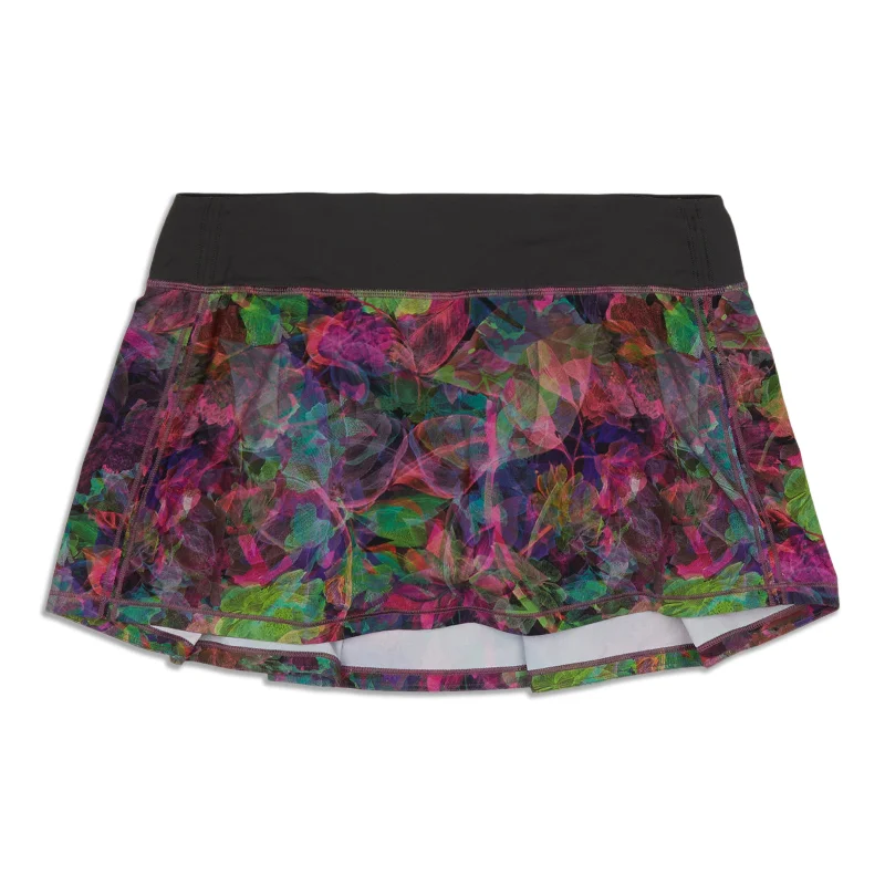 Pace Rival Mid-Rise Skirt pleated skirt texture