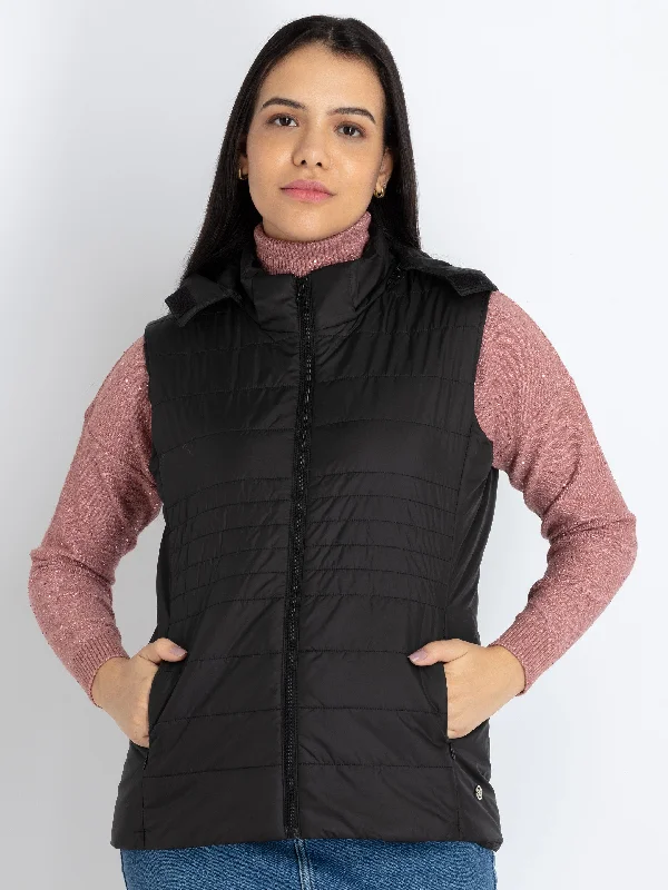 Womens Quilted Sleeveless Jacket With Detachable Hood