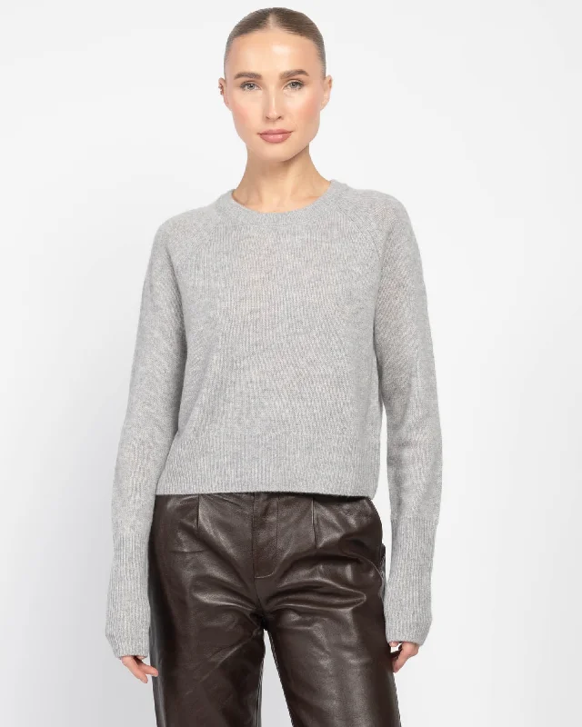 Blakely Pullover Spaghetti Sleeve Top